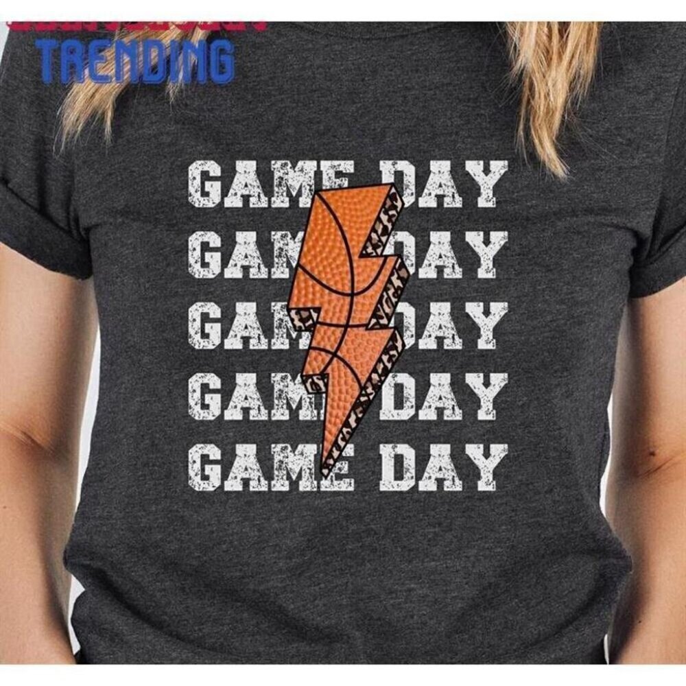 Basketball Lightning Bolt Game Day Mom Fan Gift Unisex T-Shirt .